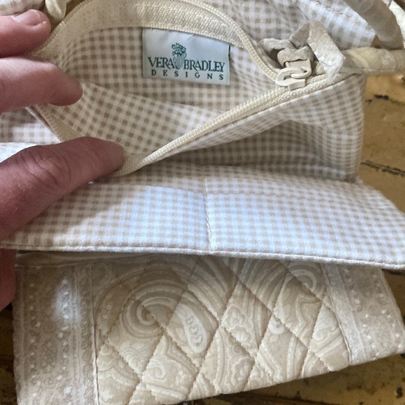 VERA BRADLEY CROSSBODY IVORY TAN NEUTRAL QUILT TRAVEL JEWELRY ORGANIZER MINI BAG - Picture 8 of 13